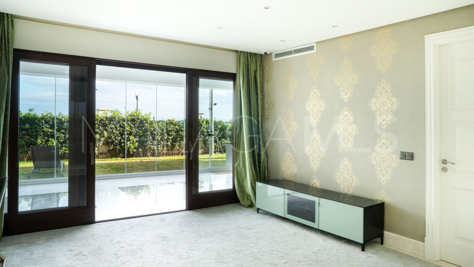 Appartement rez de chaussée for sale in Doncella Beach