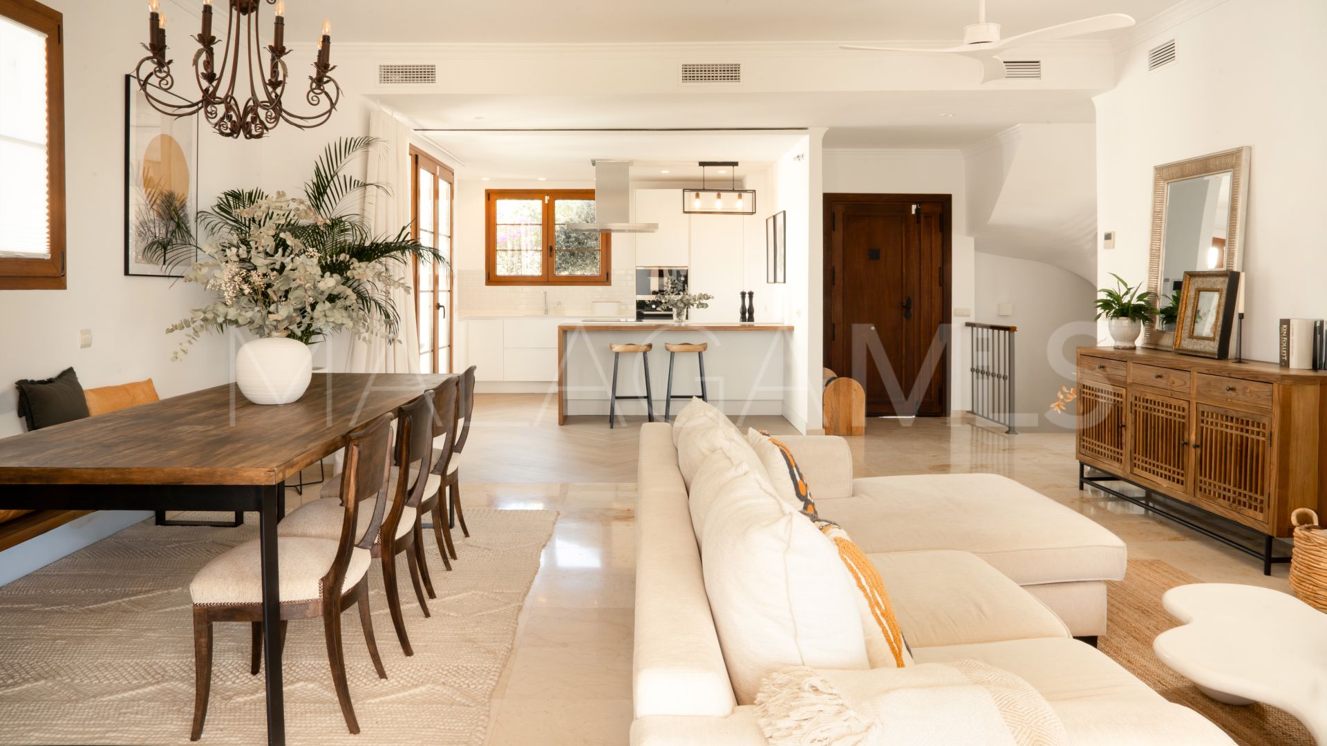 Villa for sale in La Resina Golf