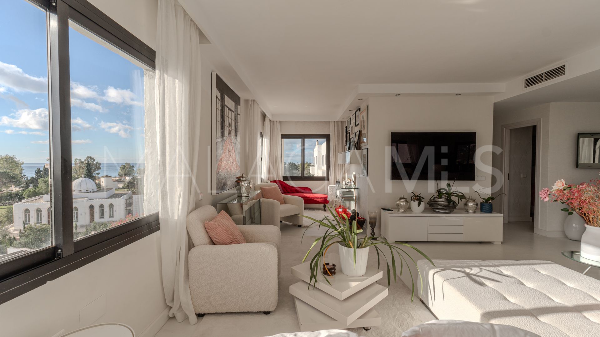 For sale Coto Real 2 bedrooms apartment