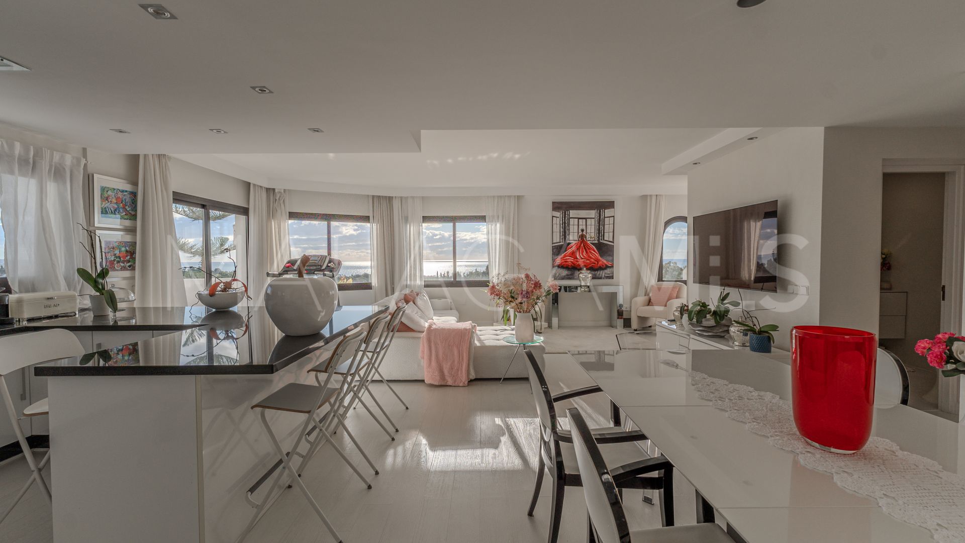 For sale Coto Real 2 bedrooms apartment