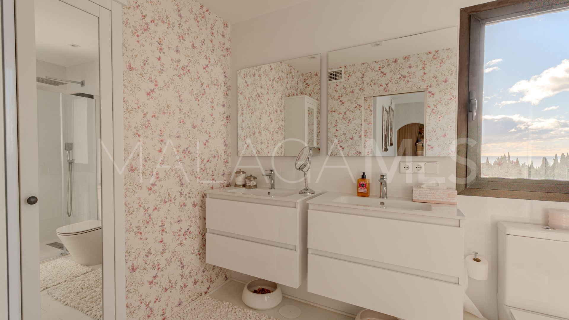 For sale Coto Real 2 bedrooms apartment