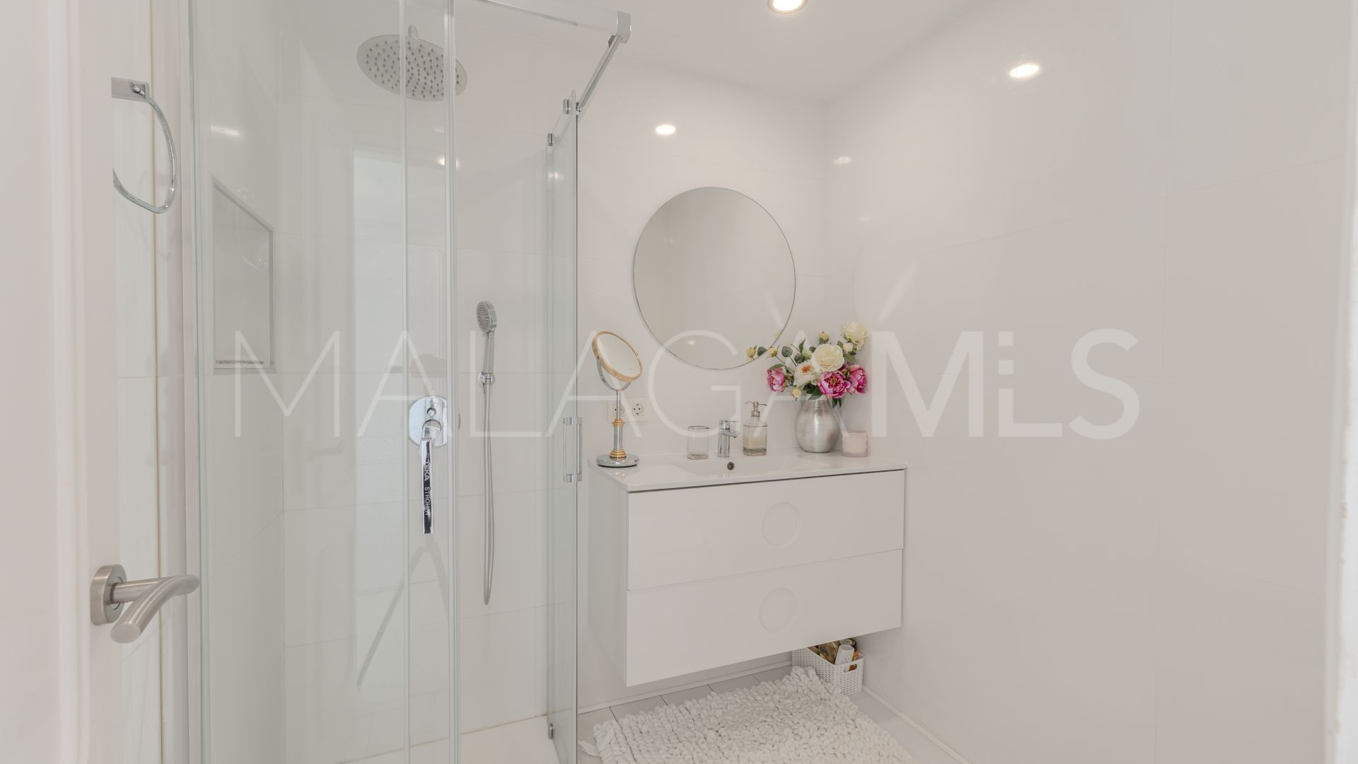 For sale Coto Real 2 bedrooms apartment