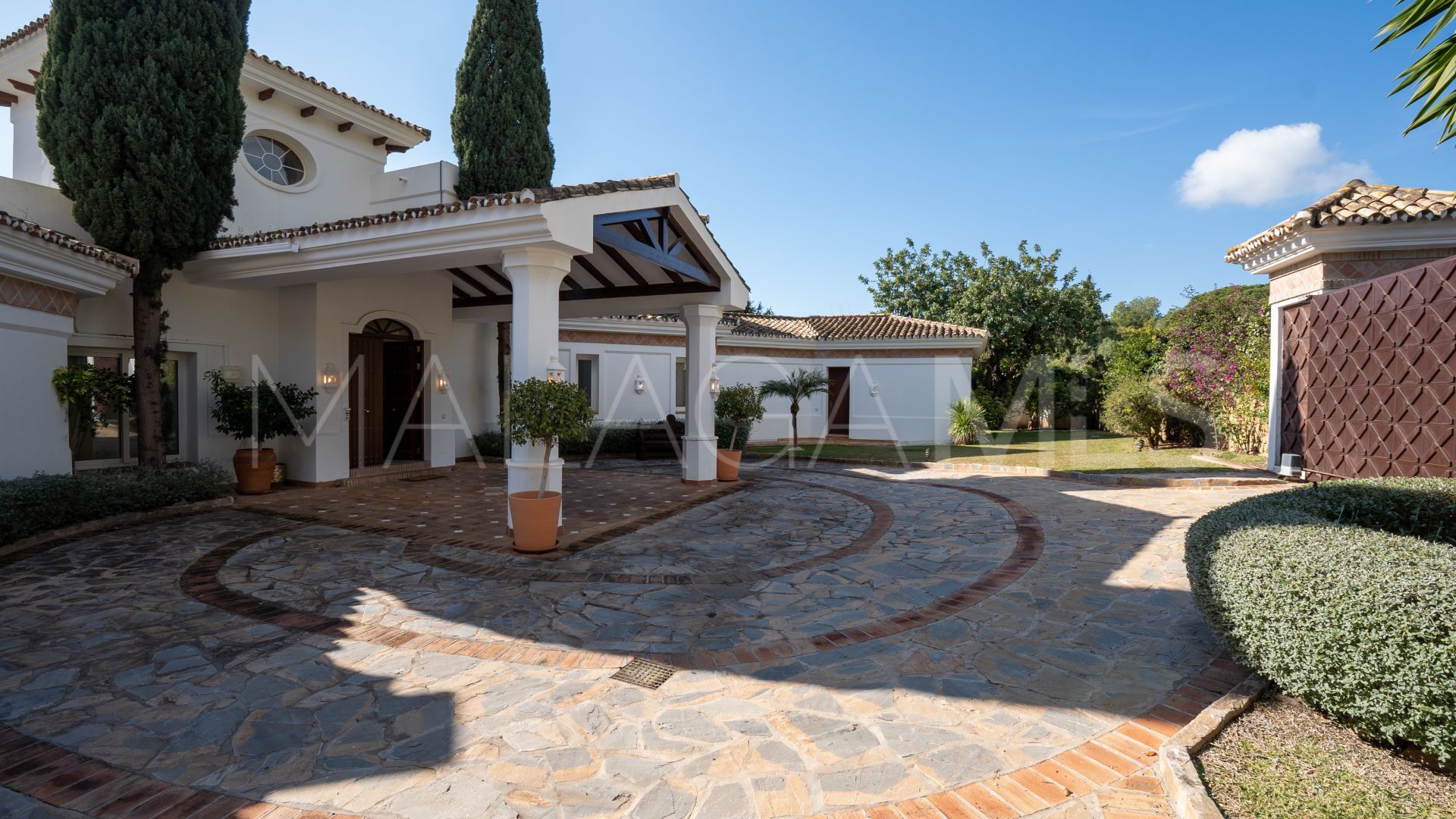 Villa for sale in La Quinta de Sierra Blanca
