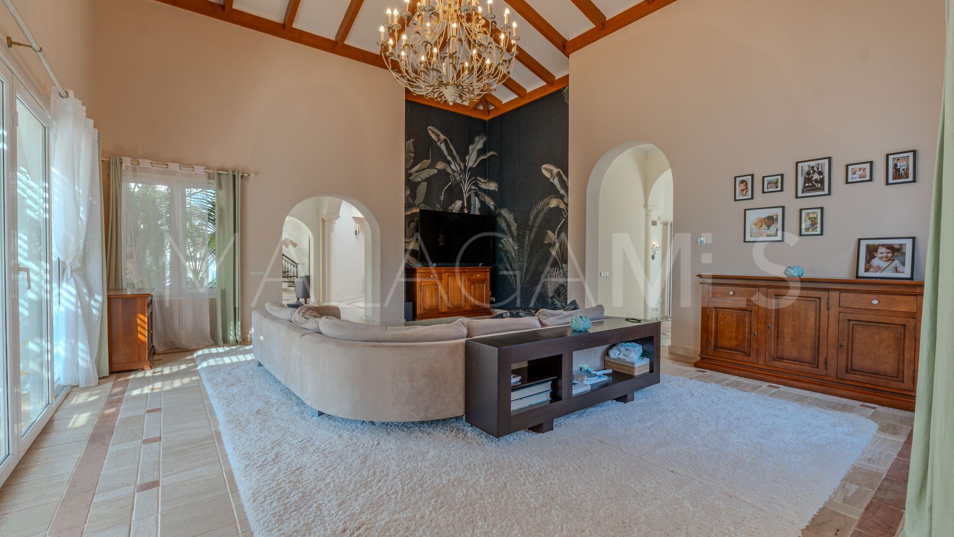 Villa for sale in La Quinta de Sierra Blanca