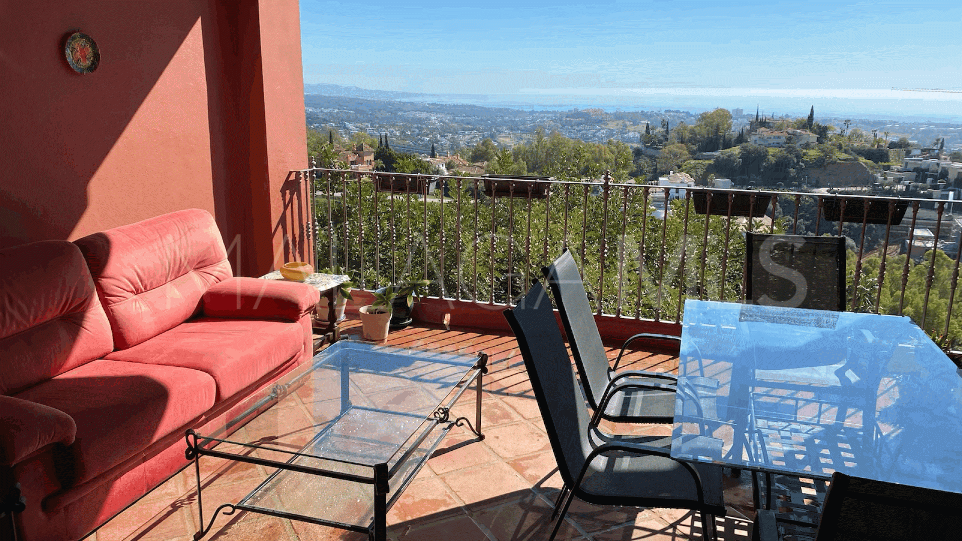 2 bedrooms ground floor apartment for sale in Monte Halcones