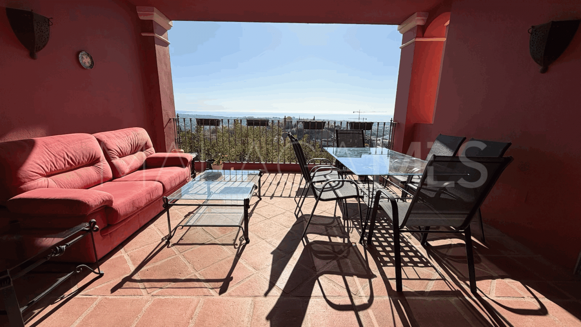 2 bedrooms ground floor apartment for sale in Monte Halcones