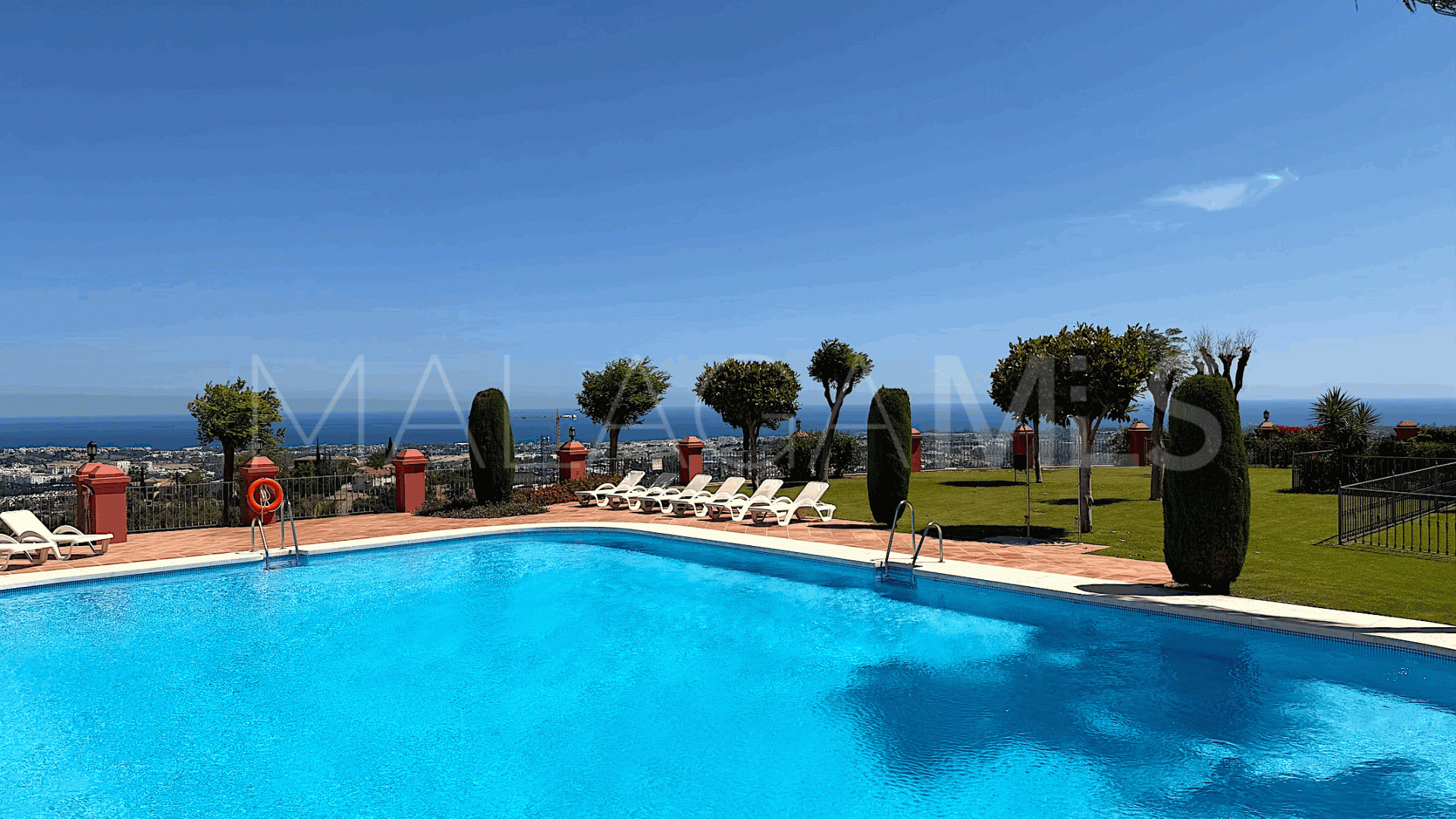 2 bedrooms ground floor apartment for sale in Monte Halcones