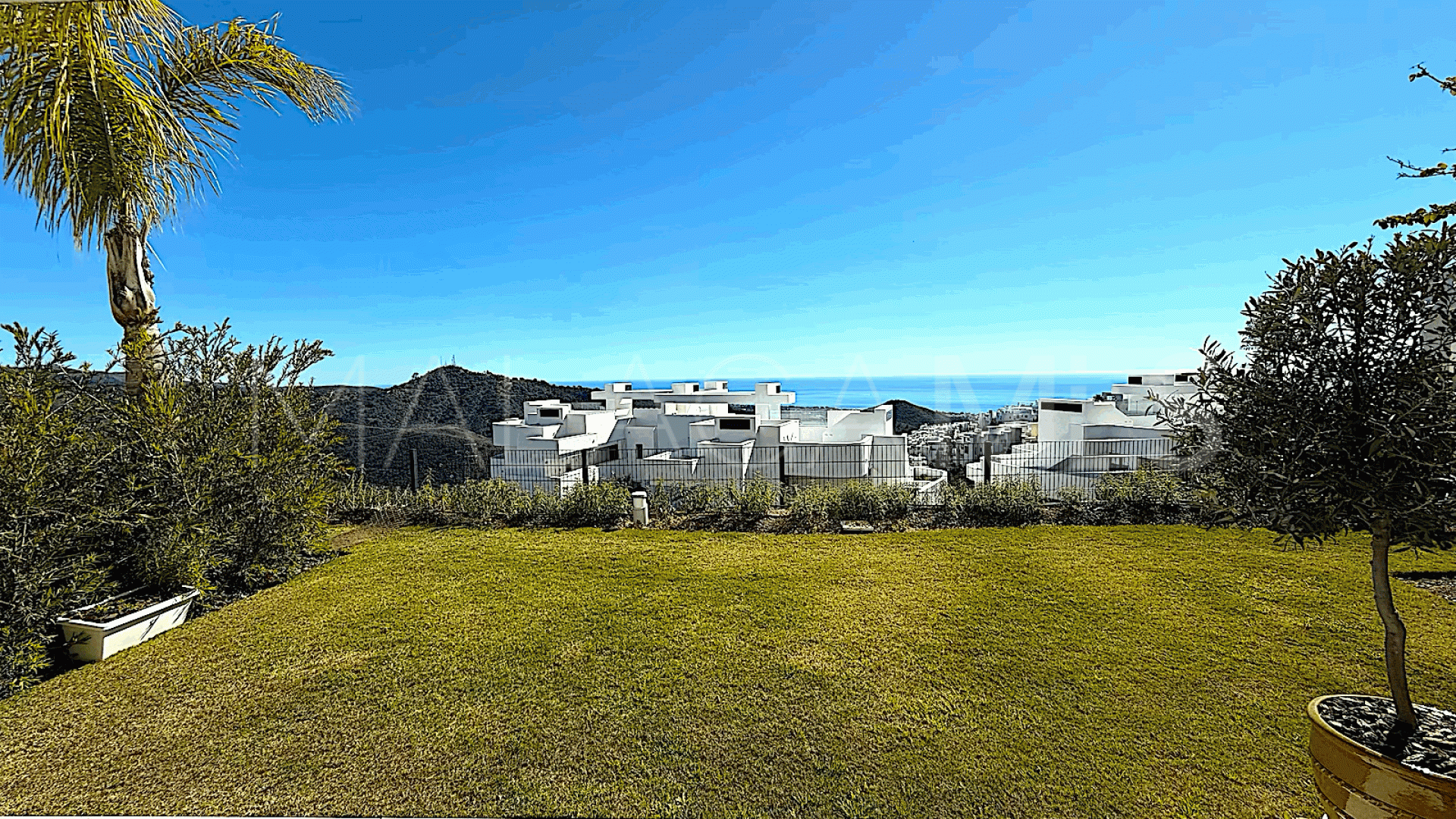 Ojen, apartamento planta baja for sale