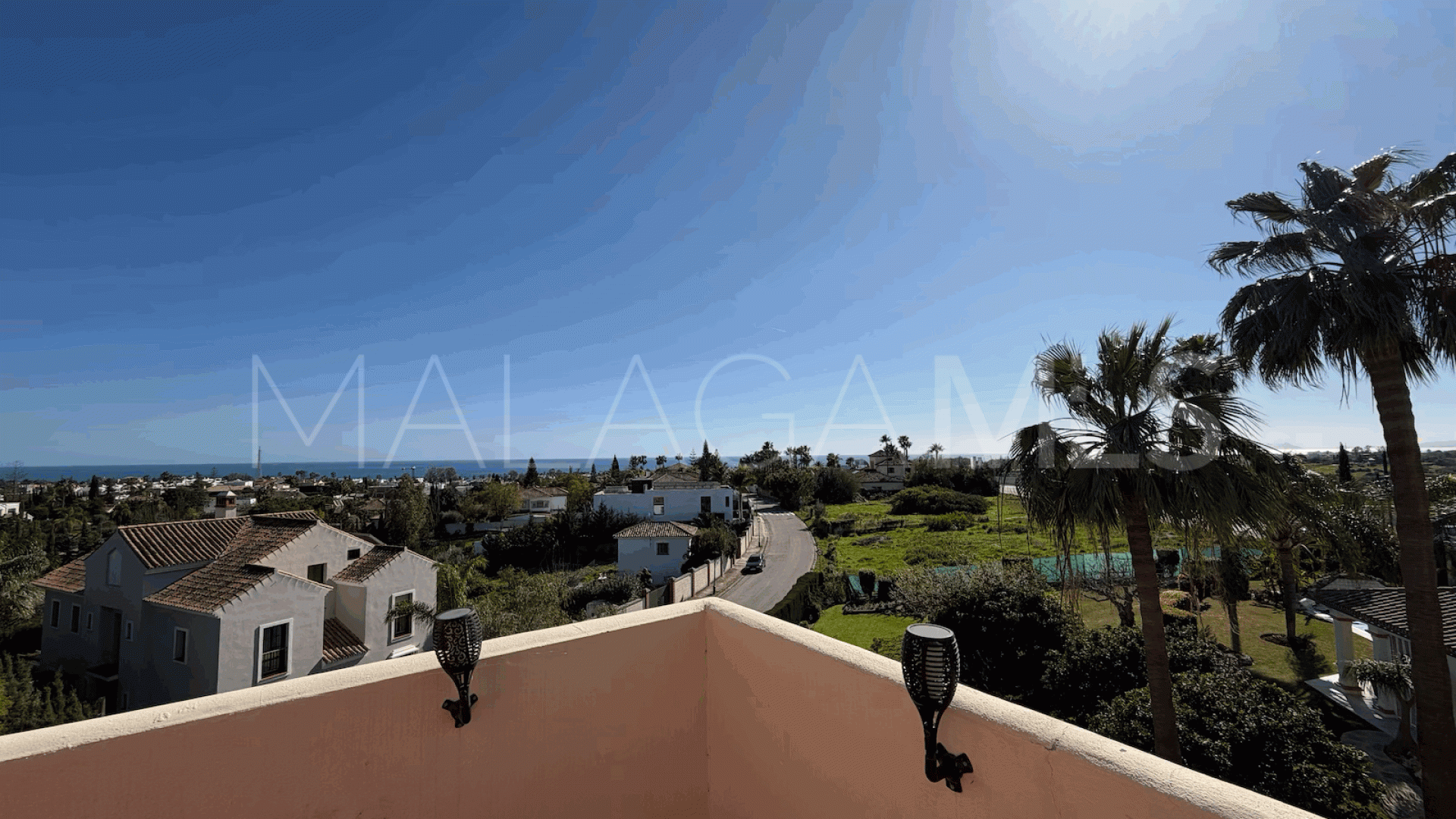 Takvåning for sale in Bel Air