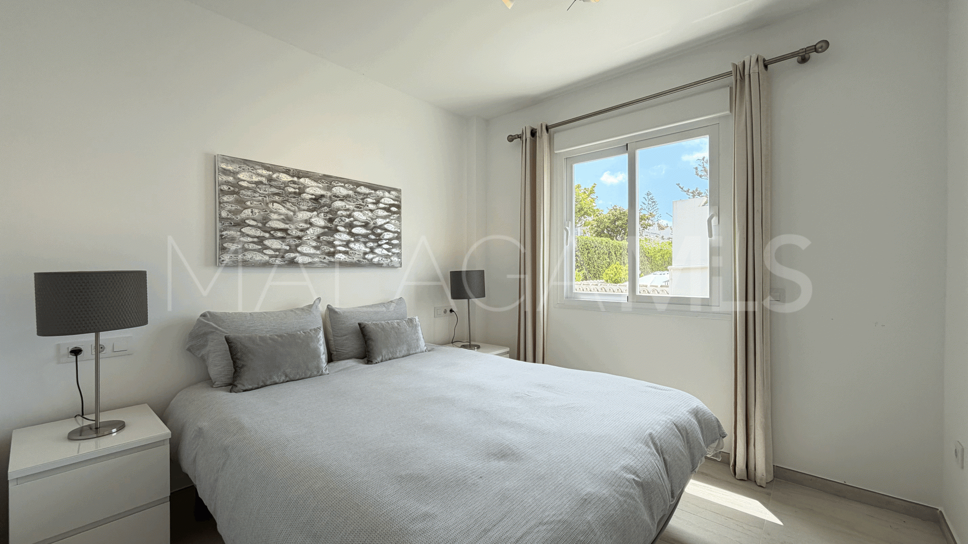 4 bedrooms semi detached house in Aloha for sale