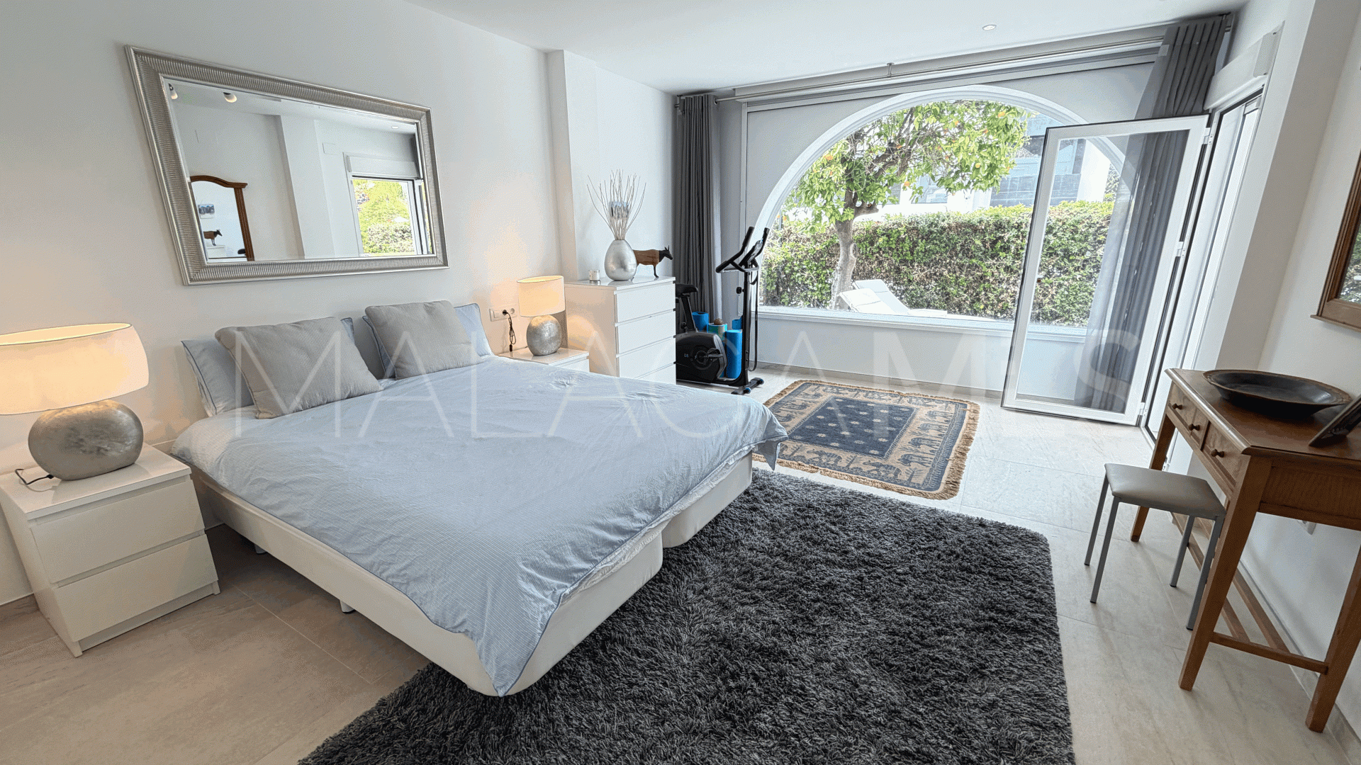 4 bedrooms semi detached house in Aloha for sale
