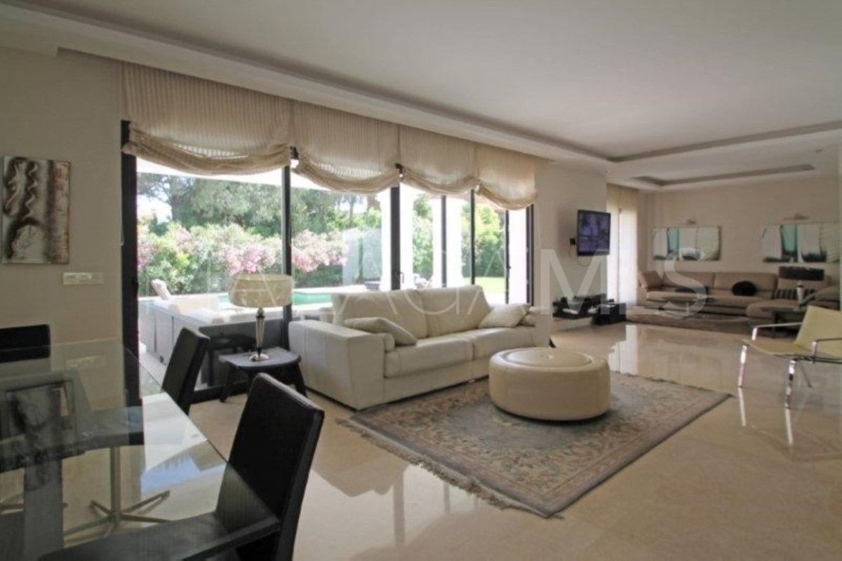 Villa for sale in Marbella Golden Mile