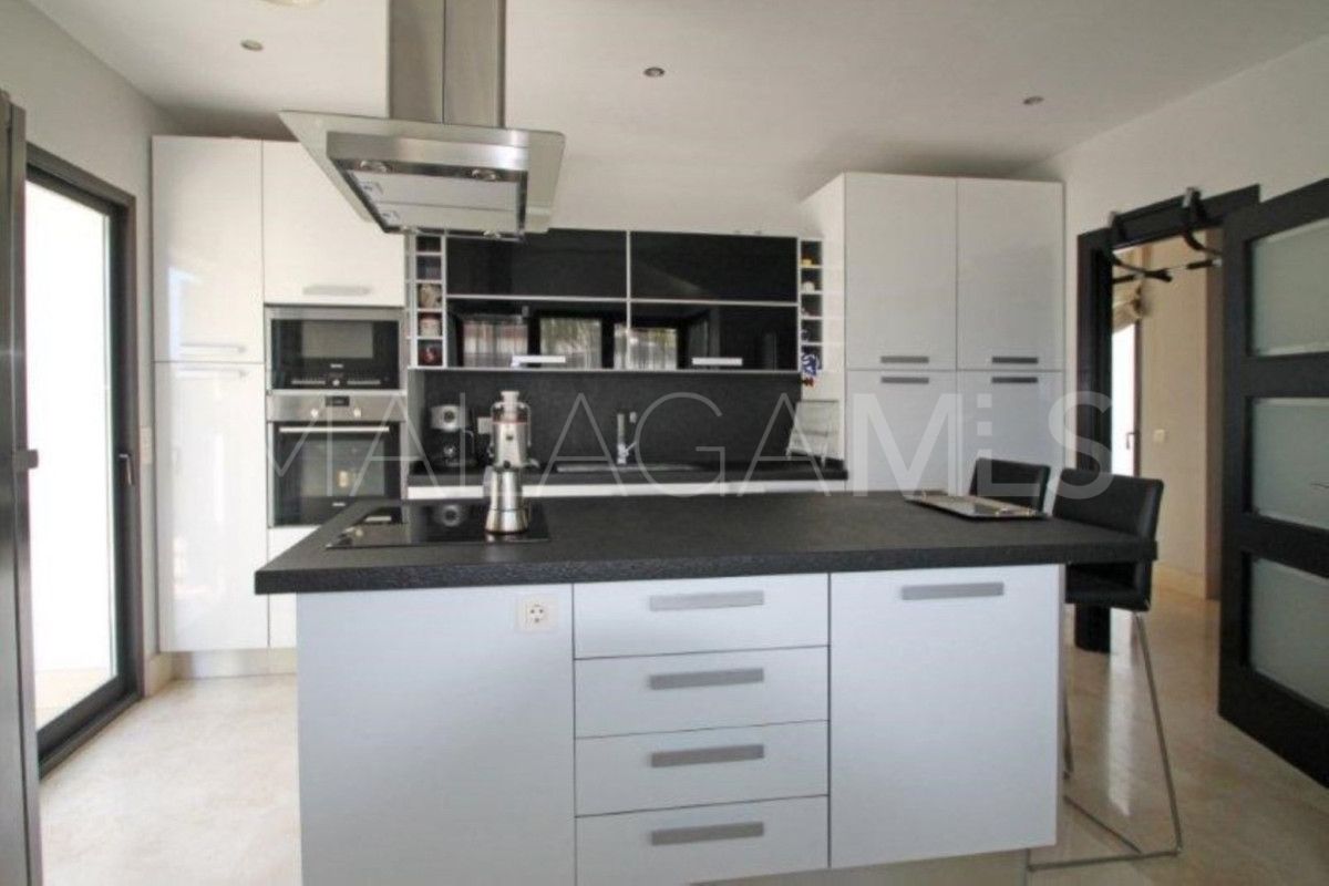 Villa for sale in Marbella Golden Mile