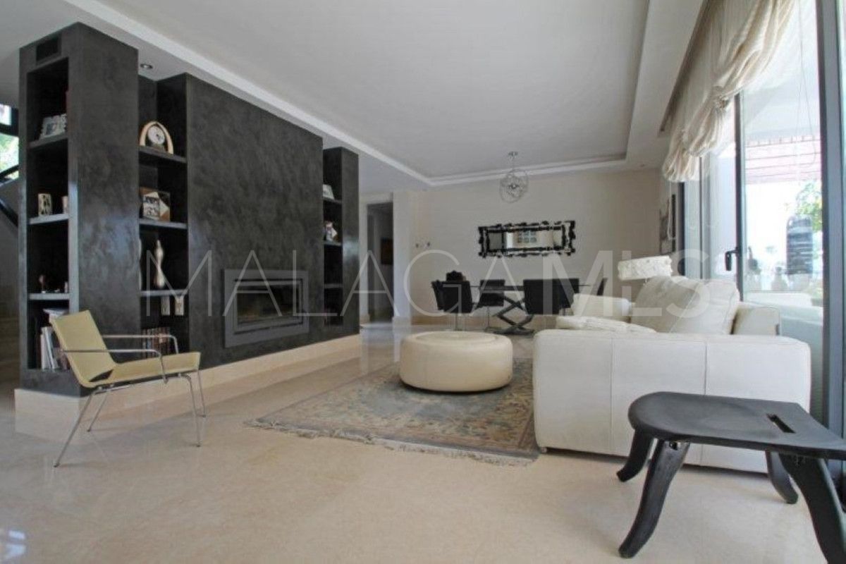 Villa for sale in Marbella Golden Mile