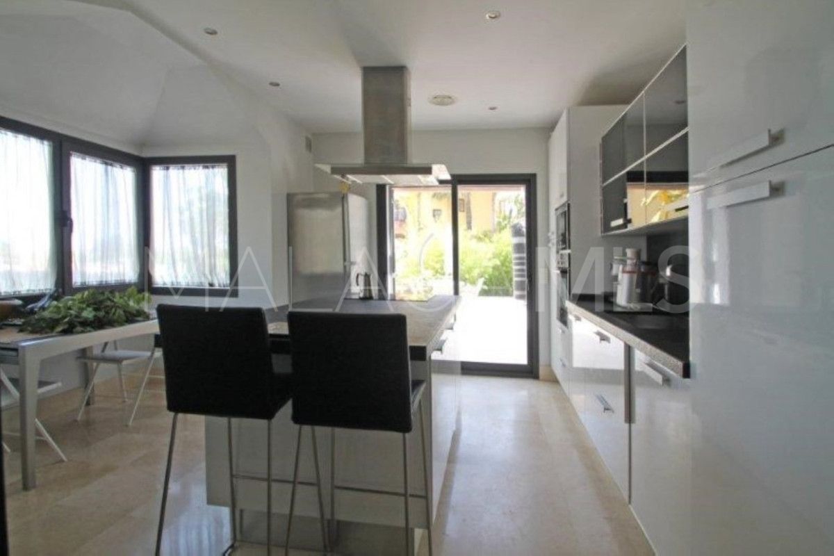 Villa for sale in Marbella Golden Mile