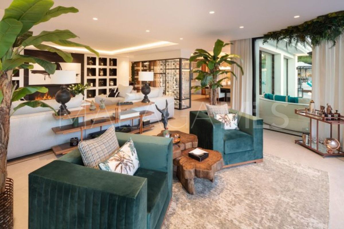 Villa for sale in Marbella City