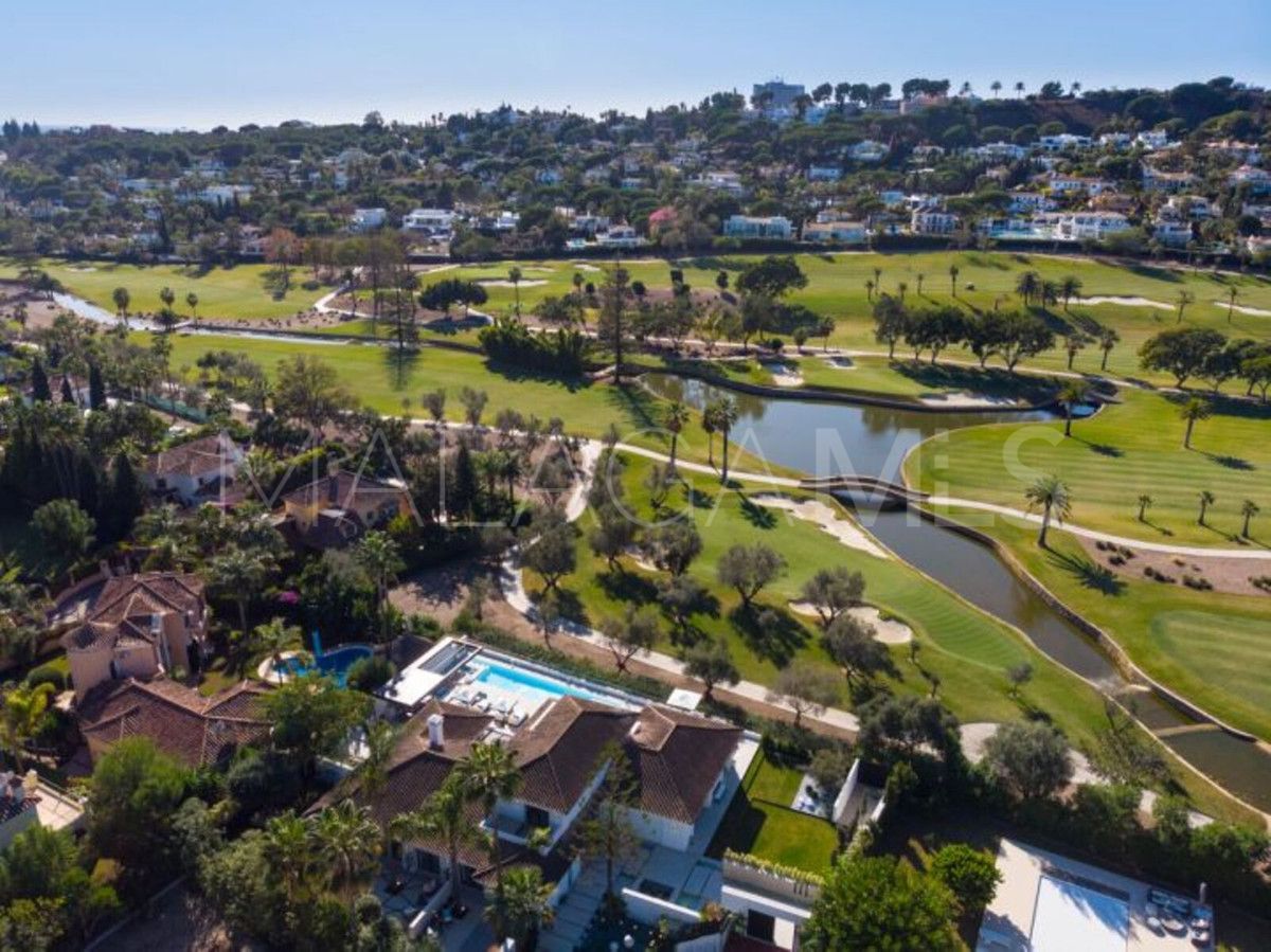 Villa for sale in Marbella City