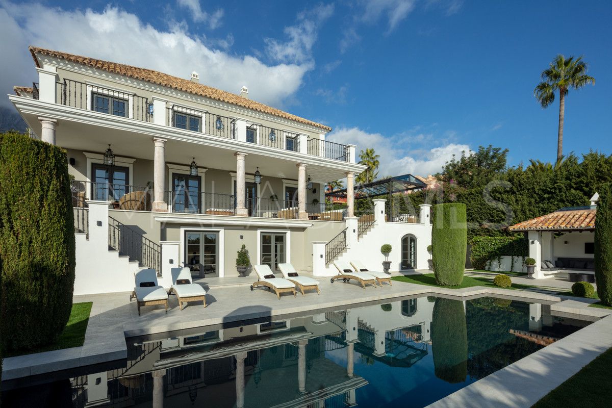 Se vende villa in Marbella Ciudad with 5 bedrooms