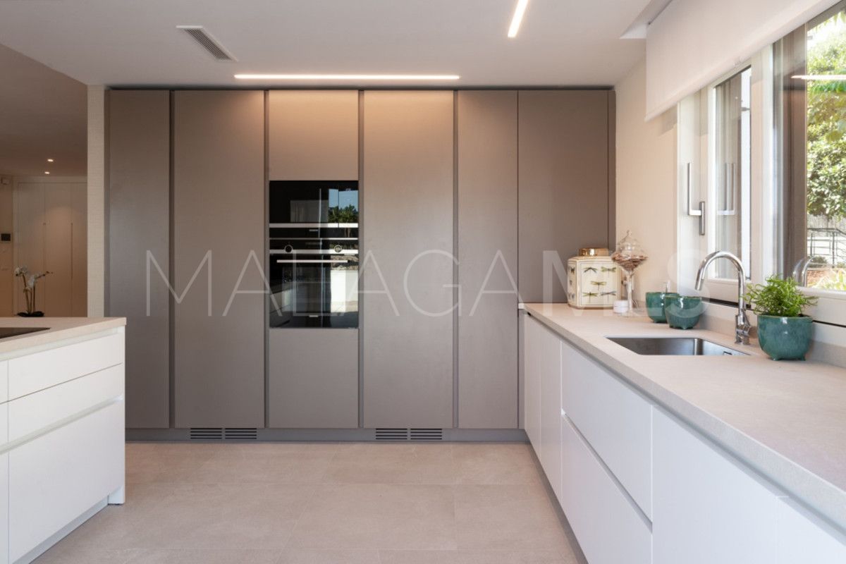 Markplanslägenhet for sale in Marbella City