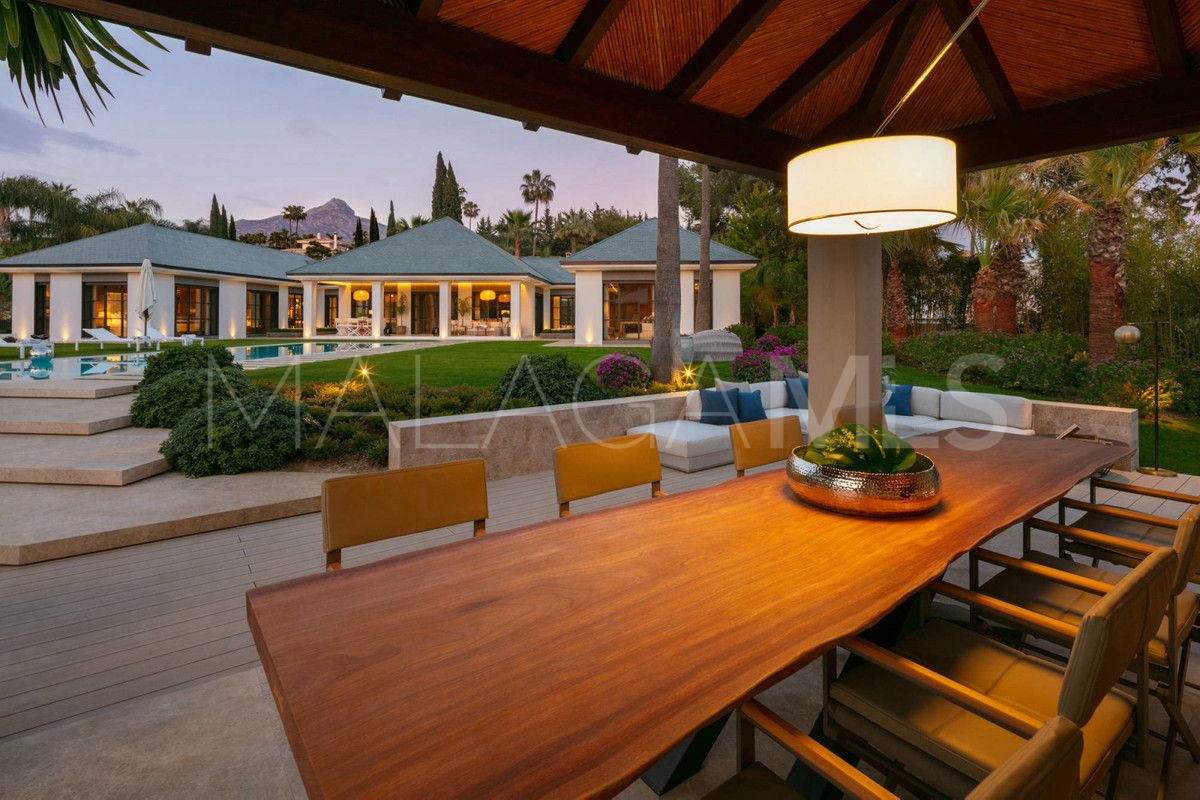 Villa for sale in Marbella City
