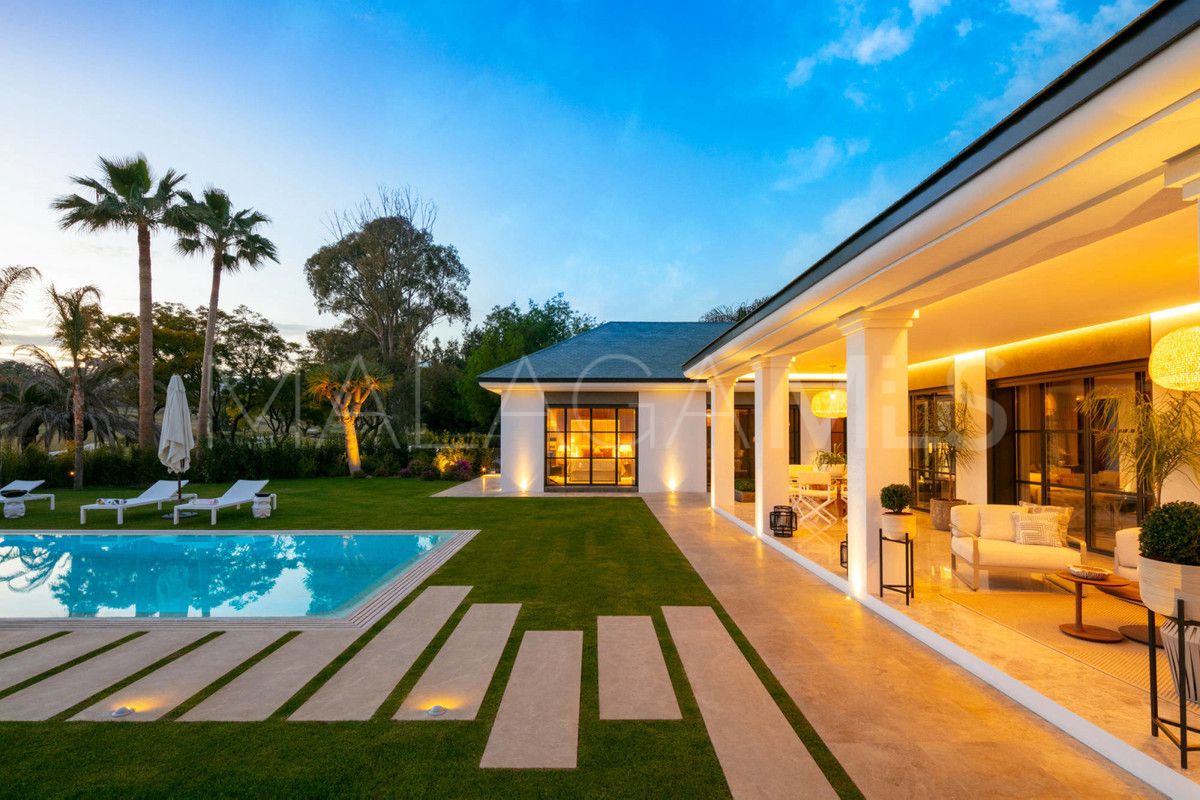 Villa for sale in Marbella City