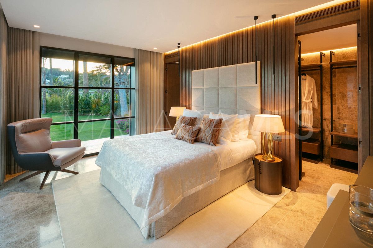 Villa for sale in Marbella City