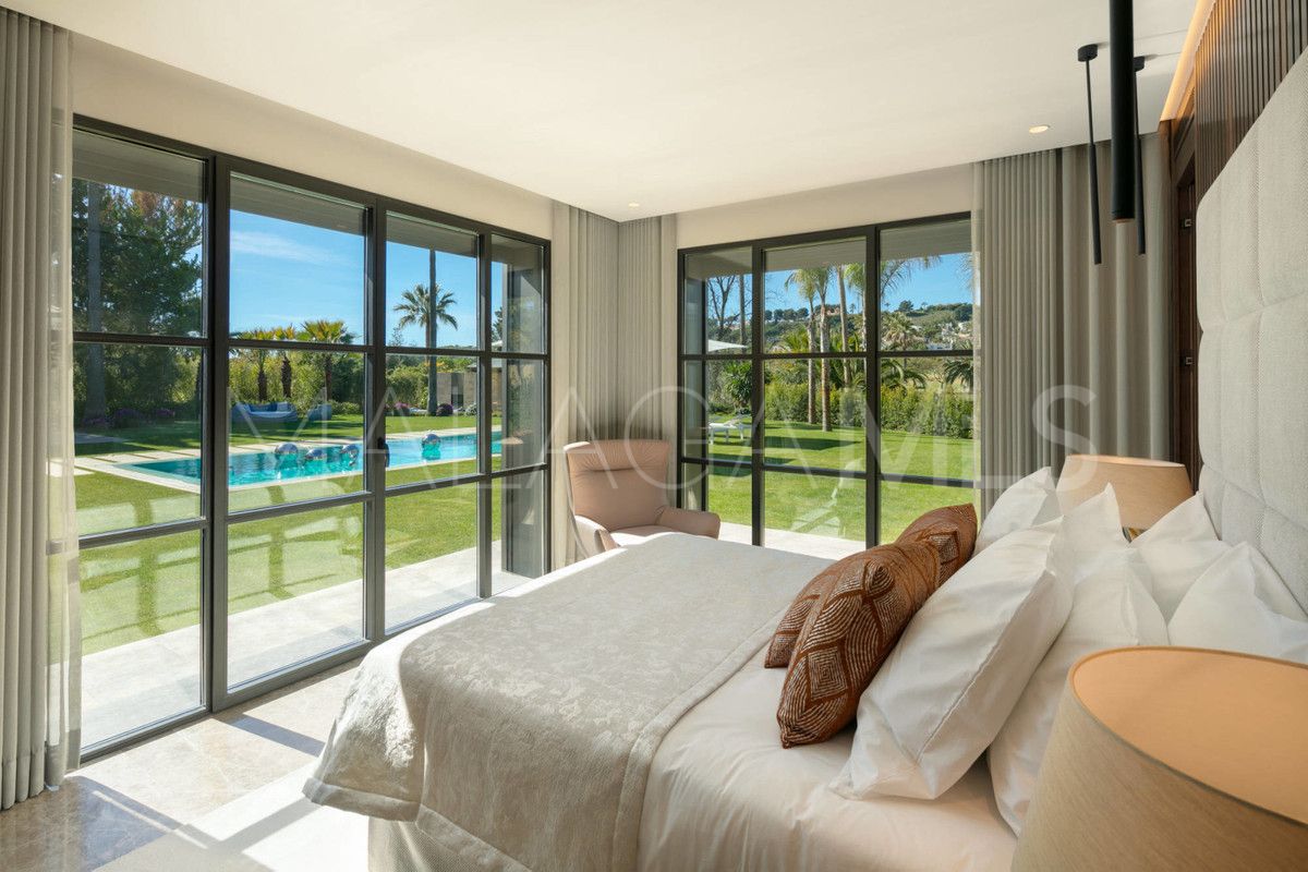 Villa for sale in Marbella City