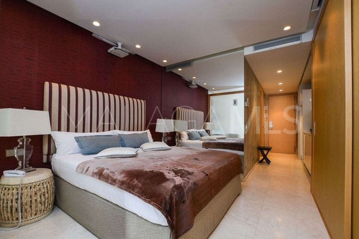 For sale Marbella Golden Mile apartment