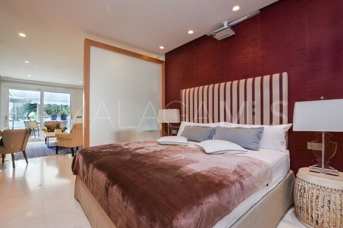 For sale Marbella Golden Mile apartment