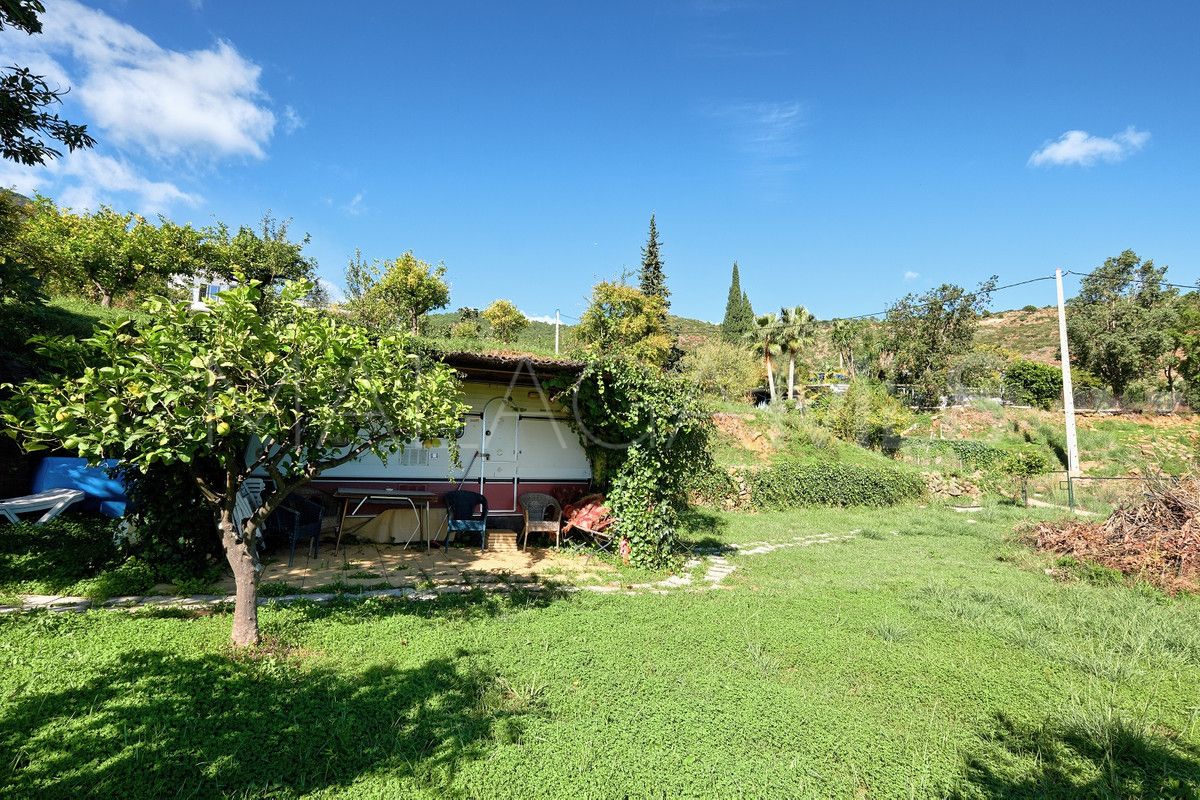 Finca for sale in Estepona
