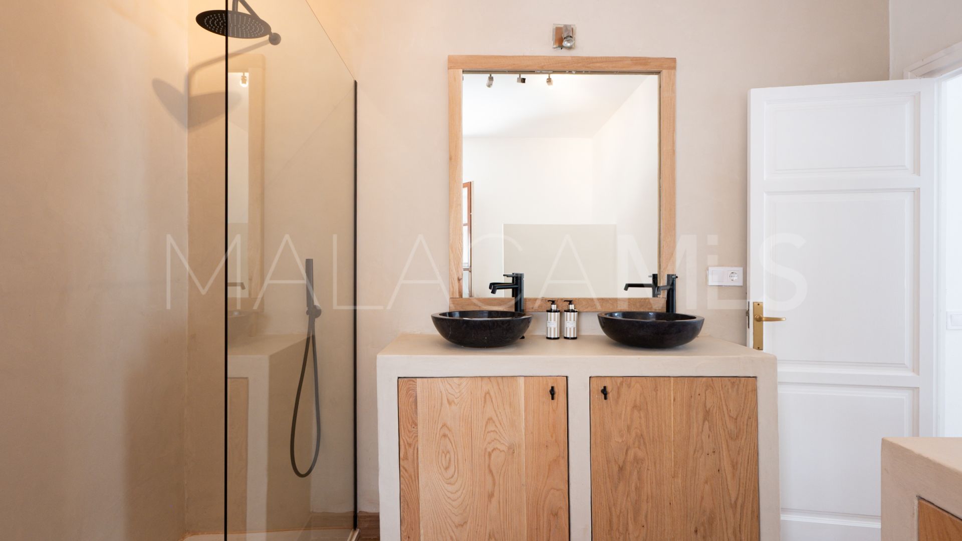 For sale Las Lomas del Marbella Club town house with 3 bedrooms