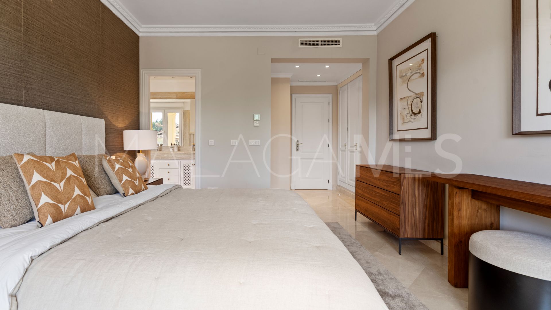 Penthouse for sale in Las Alamandas with 2 bedrooms