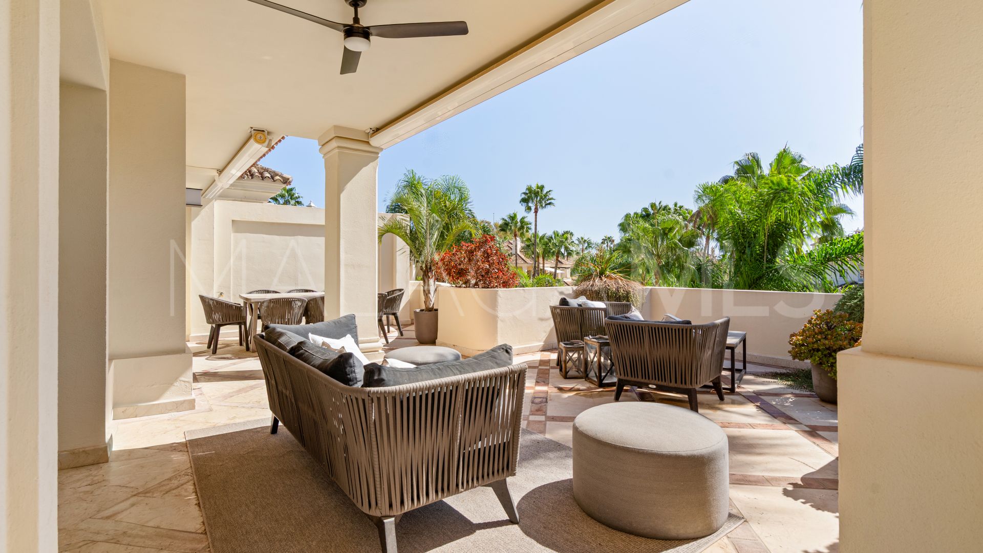 Appartement terrasse for sale in Las Alamandas