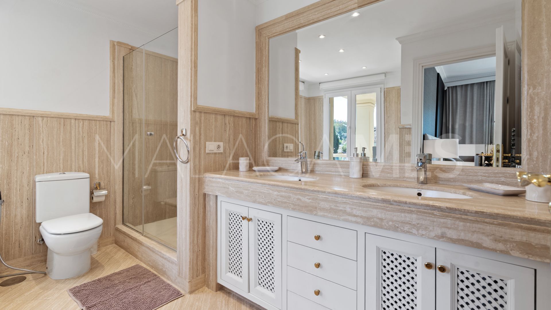 Penthouse for sale in Las Alamandas with 2 bedrooms