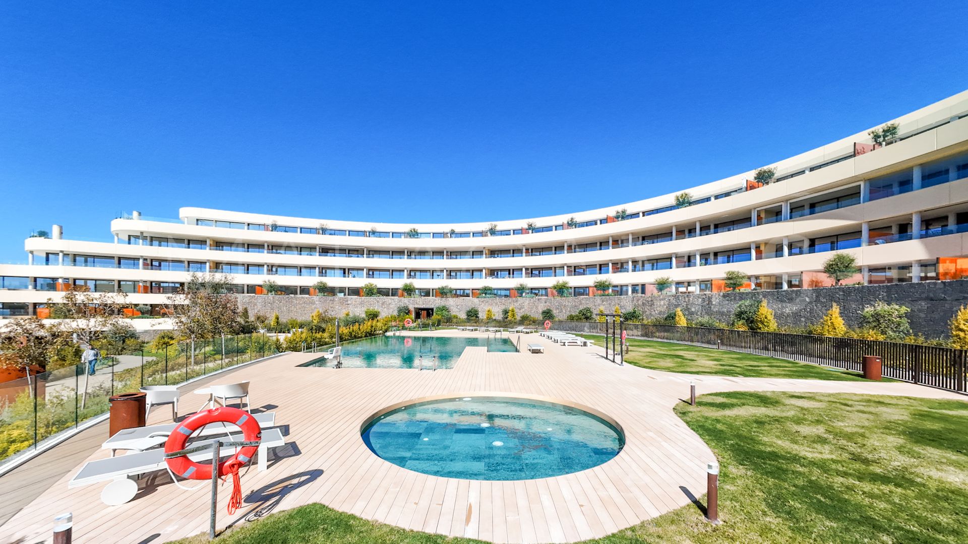 Apartamento planta baja a la venta in Fuengirola