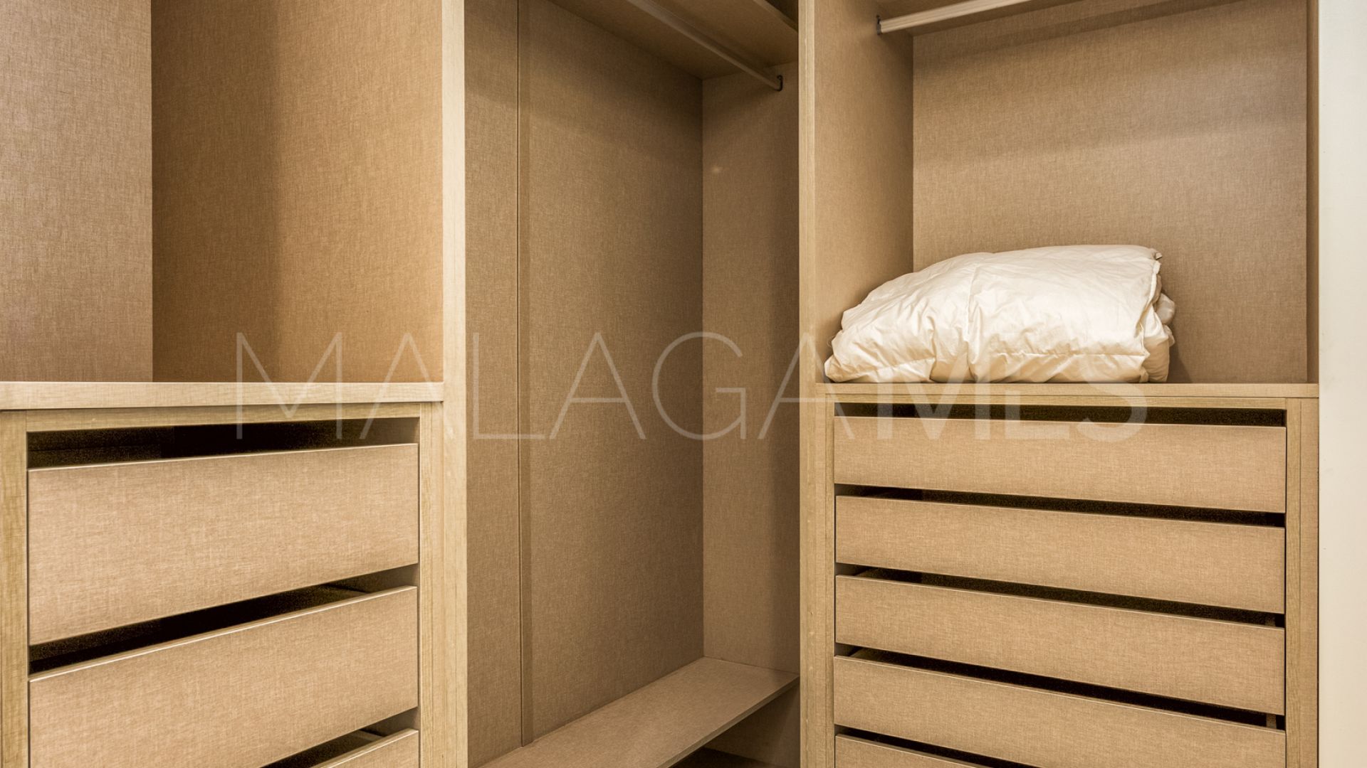 El Higueron, apartamento for sale with 3 bedrooms