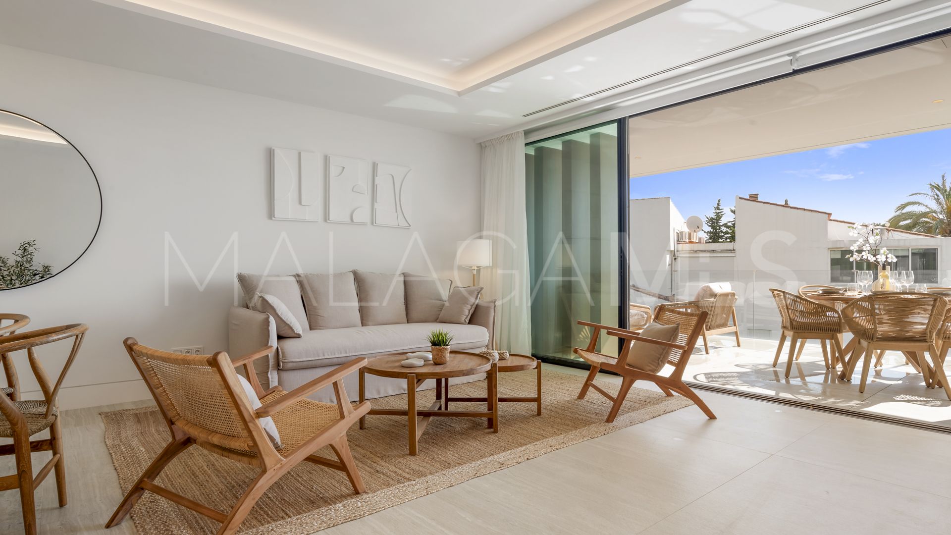 Lägenhet for sale in Bahía de Estepona