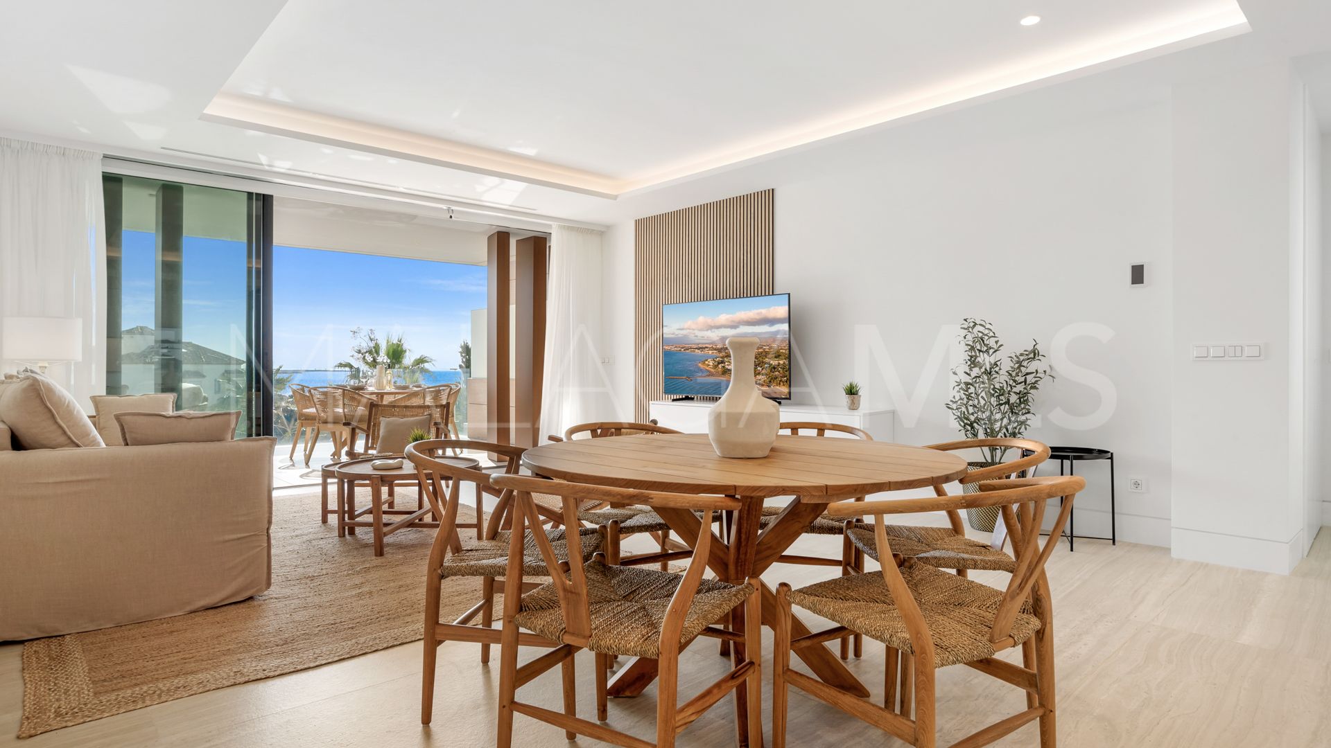 Lägenhet for sale in Bahía de Estepona