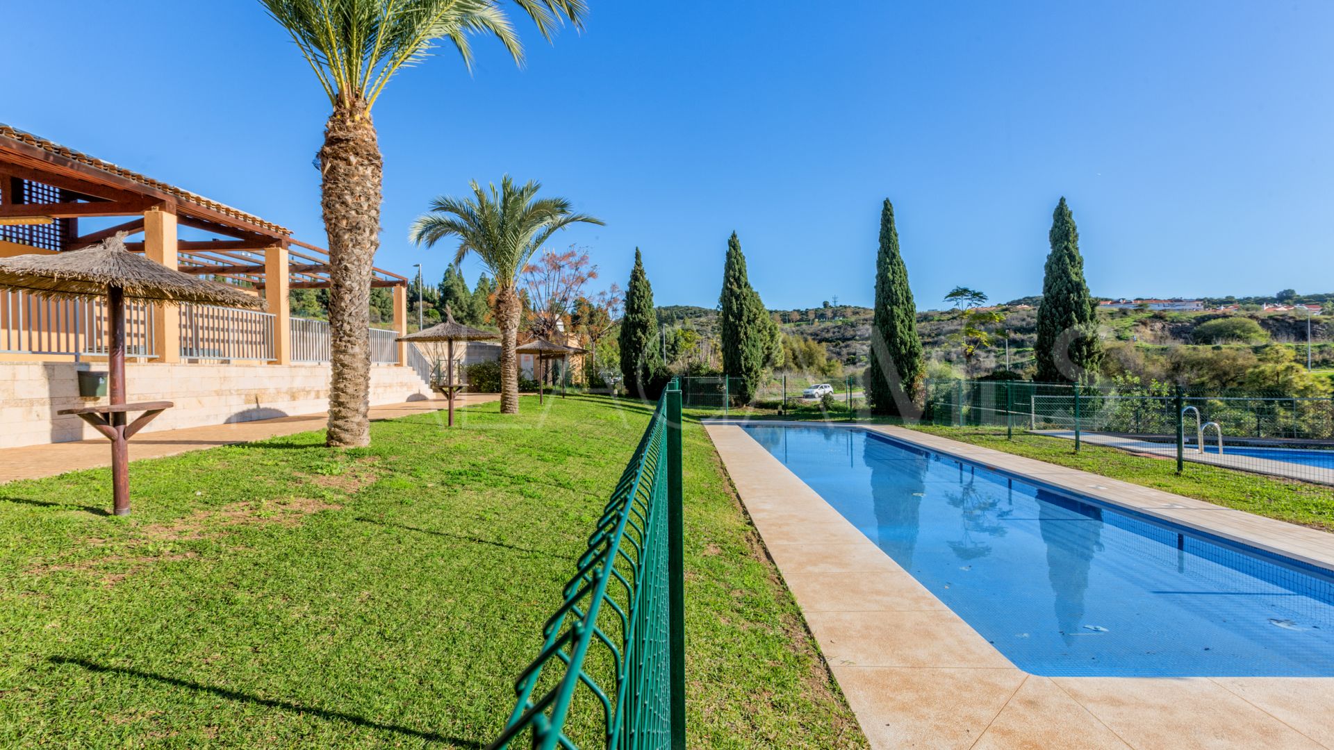 Parhus for sale in El Chaparral