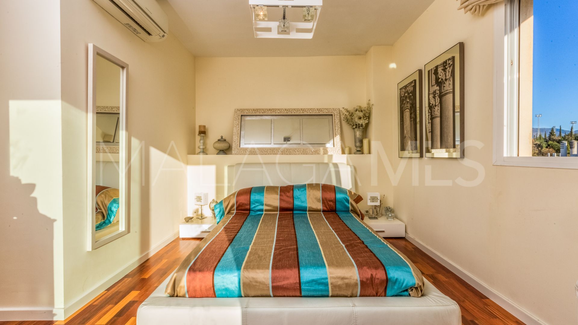 Parhus for sale in El Chaparral