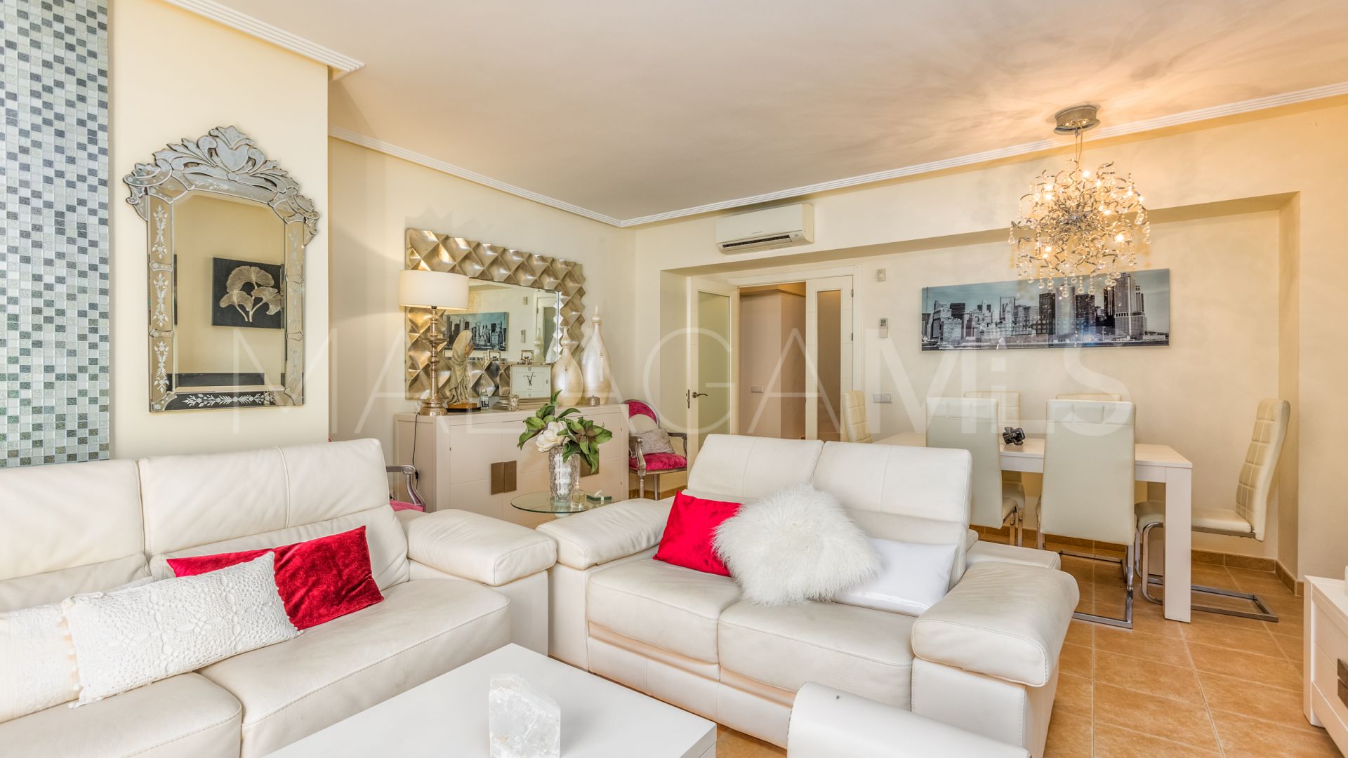 Parhus for sale in El Chaparral