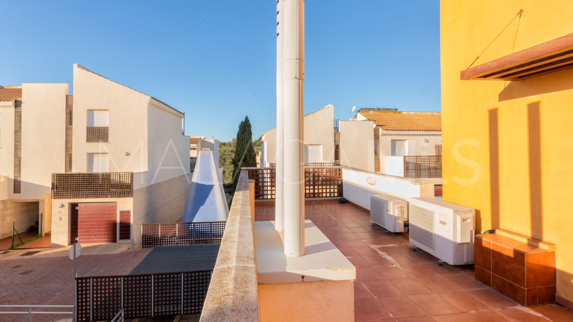 Parhus for sale in El Chaparral