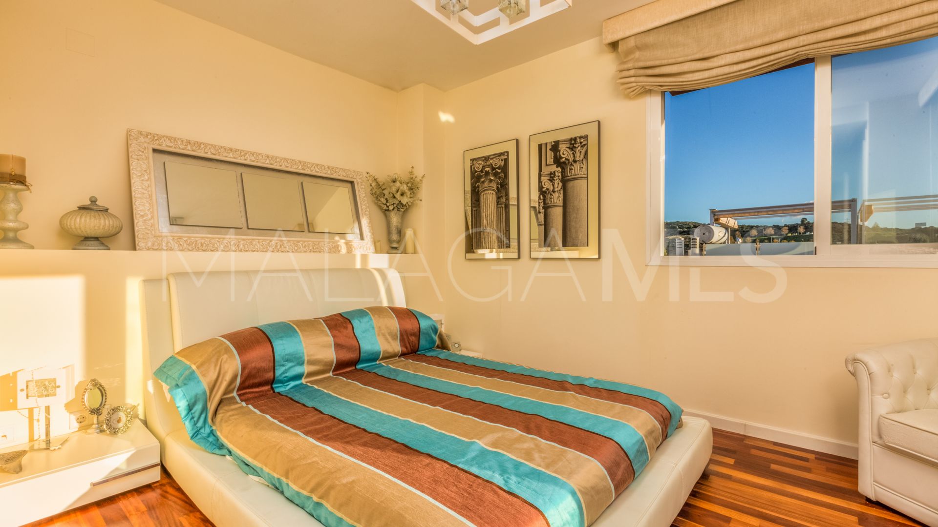 Parhus for sale in El Chaparral
