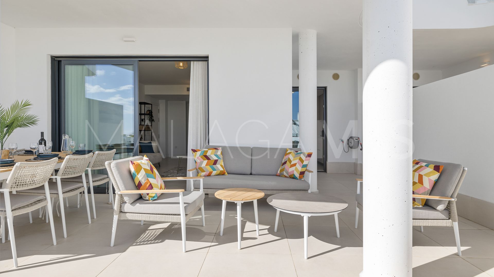 Apartamento planta baja for sale in El Higueron with 3 bedrooms