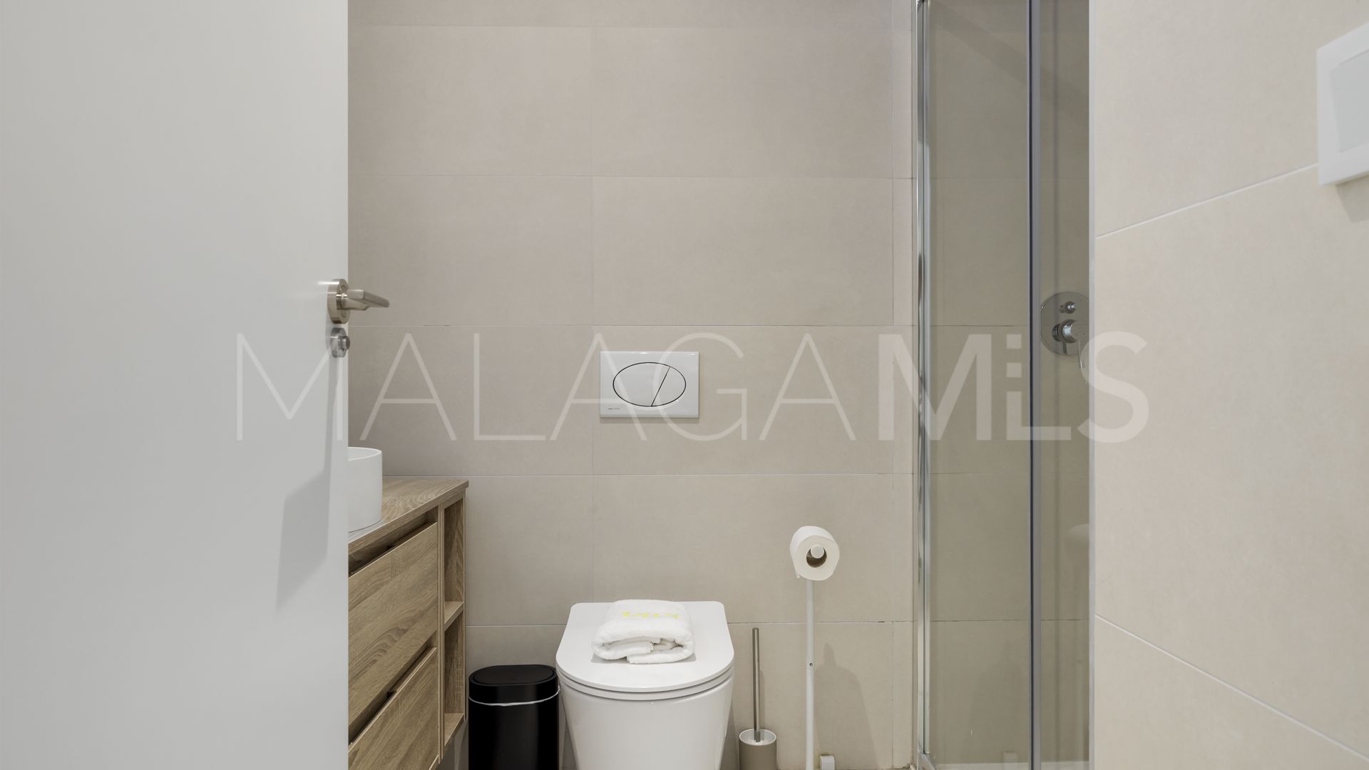 Apartamento planta baja for sale in El Higueron with 3 bedrooms