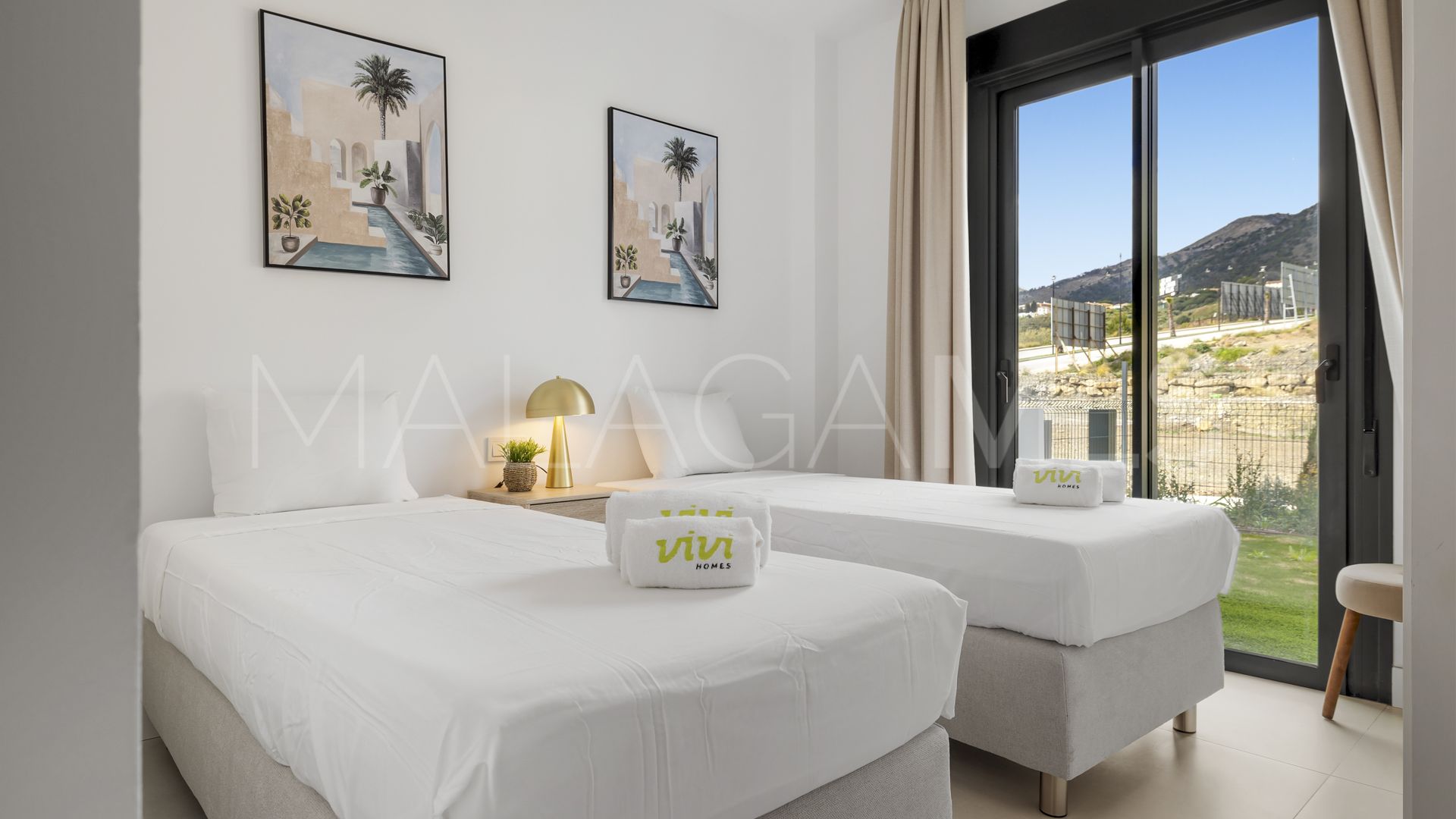 Apartamento planta baja for sale in El Higueron with 3 bedrooms