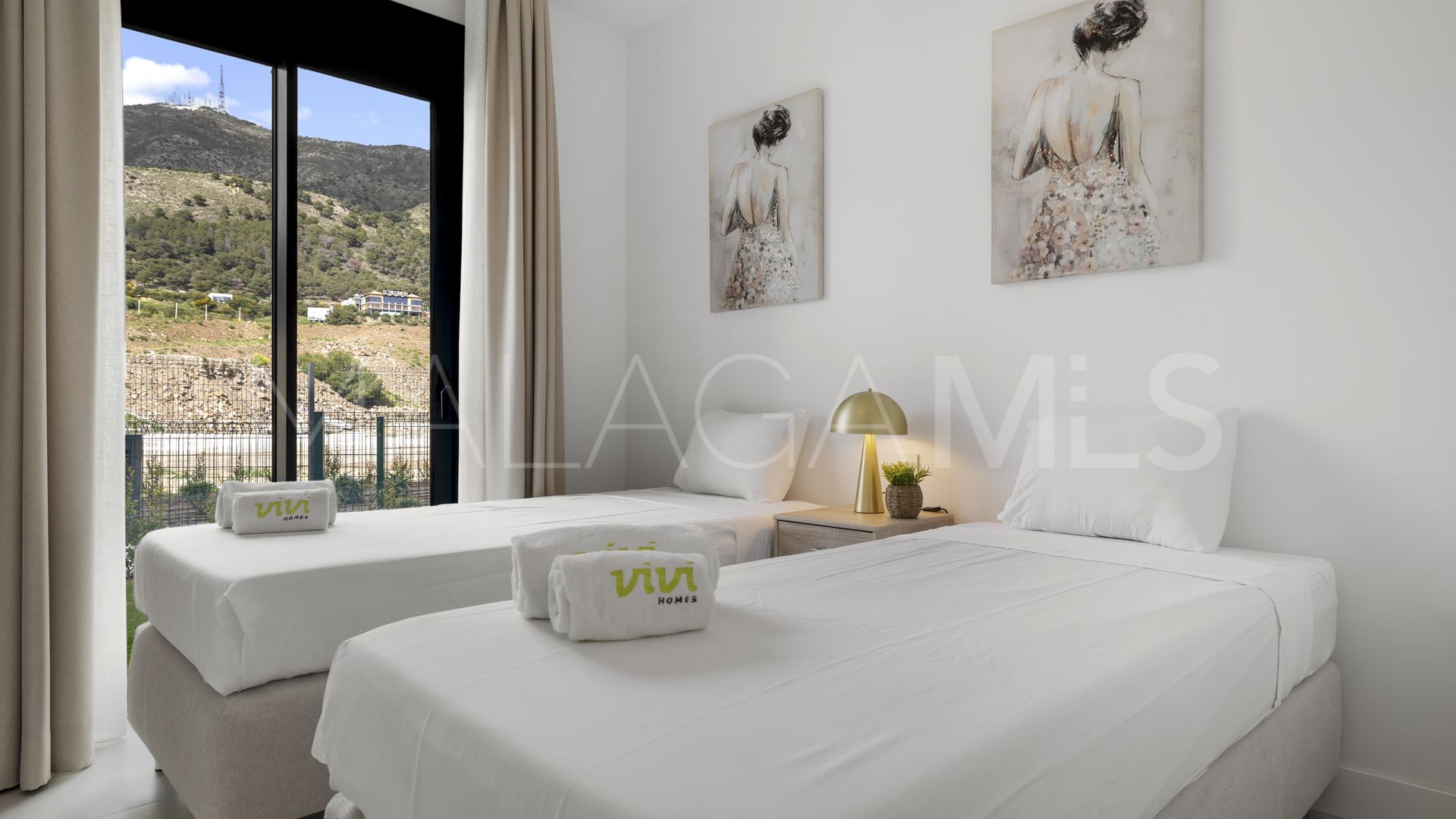 Apartamento planta baja for sale in El Higueron with 3 bedrooms