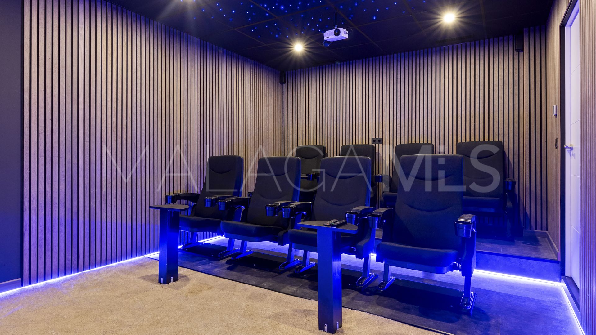 Villa for sale in Mijas