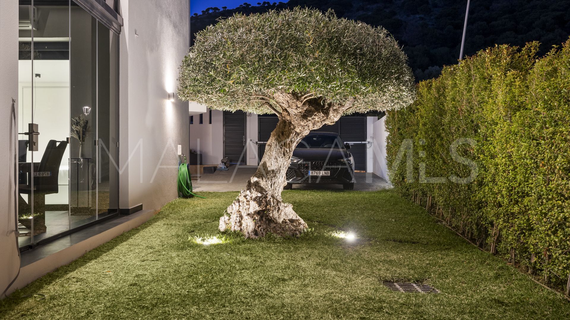 Villa for sale in Mijas