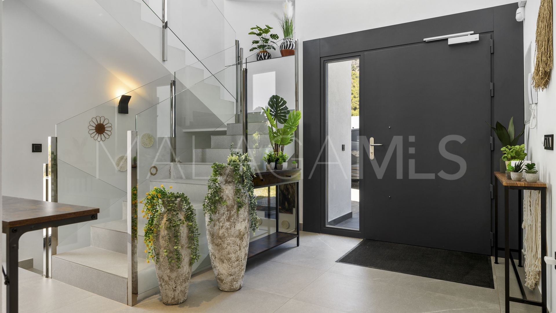 Villa for sale in Mijas